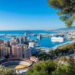 https://villa-venecia-apartamento-de-lujo-en-1-linea-de-playa-parking.hotelsinnerja.org